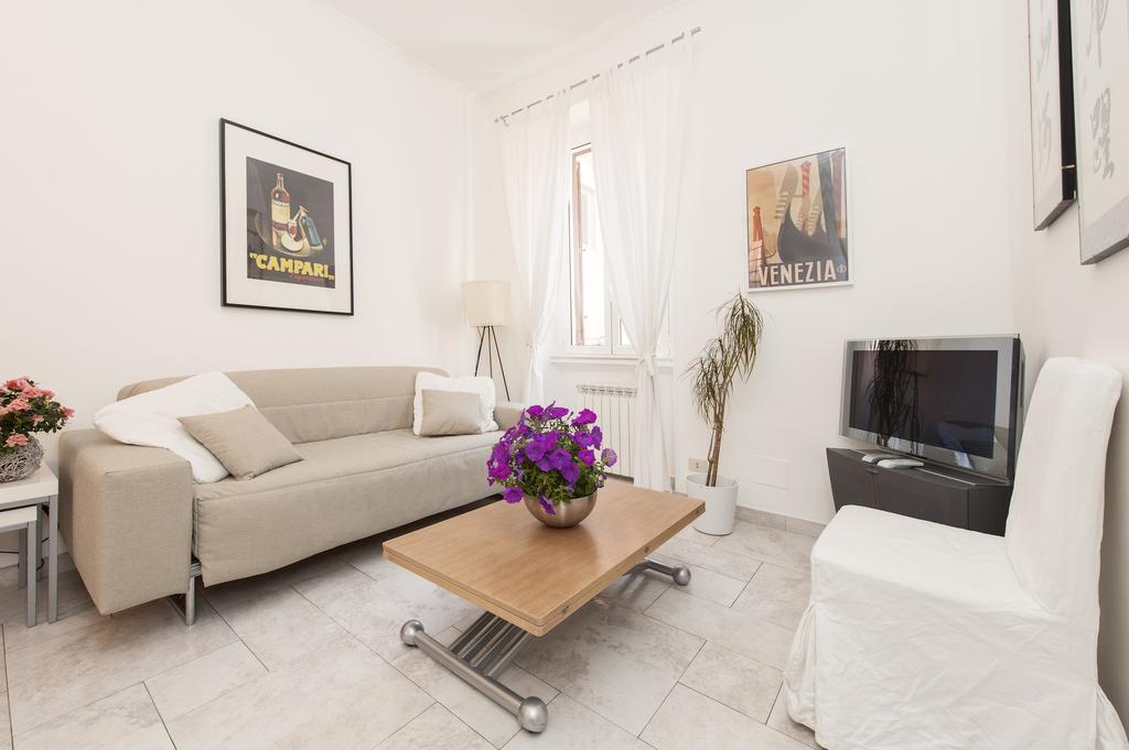 Apartmán Foscolo Al 24 Řím Pokoj fotografie